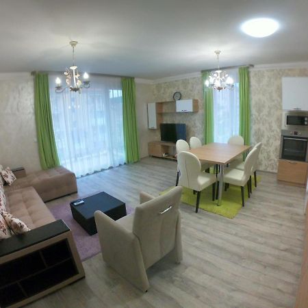 South Coast Apartments Shumen Ngoại thất bức ảnh