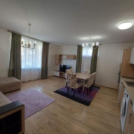 South Coast Apartments Shumen Ngoại thất bức ảnh