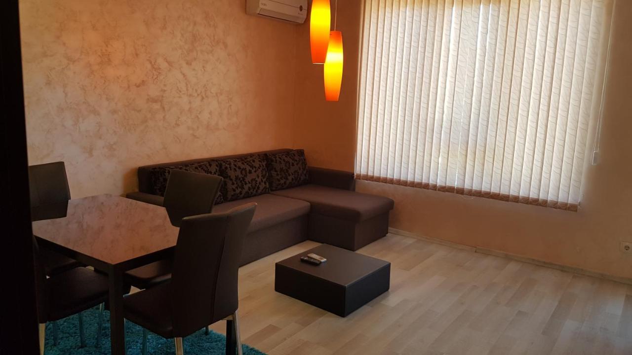 South Coast Apartments Shumen Ngoại thất bức ảnh