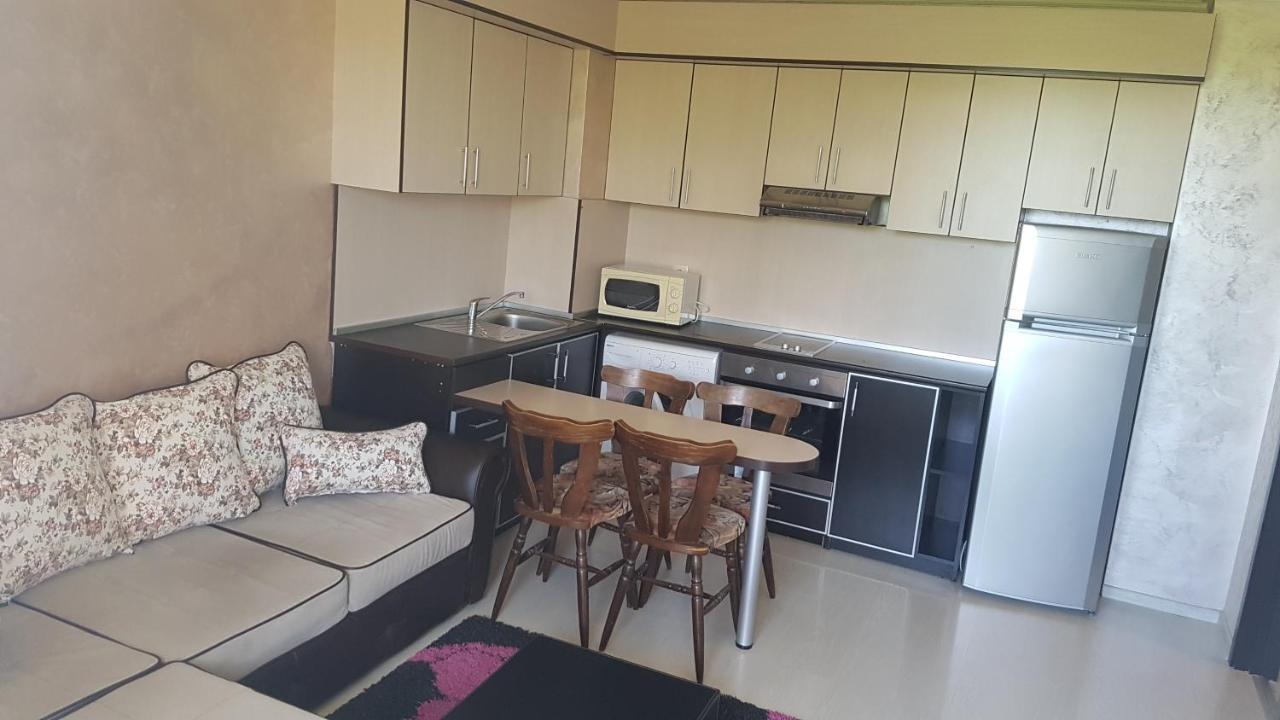 South Coast Apartments Shumen Ngoại thất bức ảnh