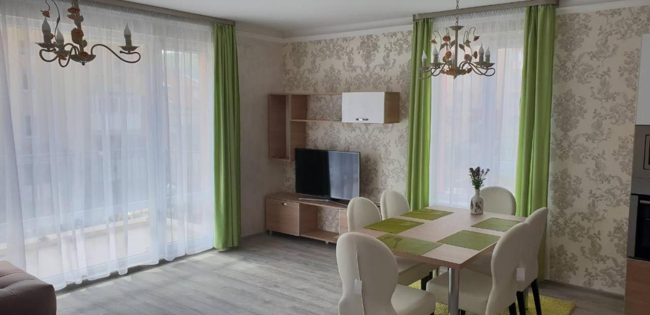 South Coast Apartments Shumen Ngoại thất bức ảnh