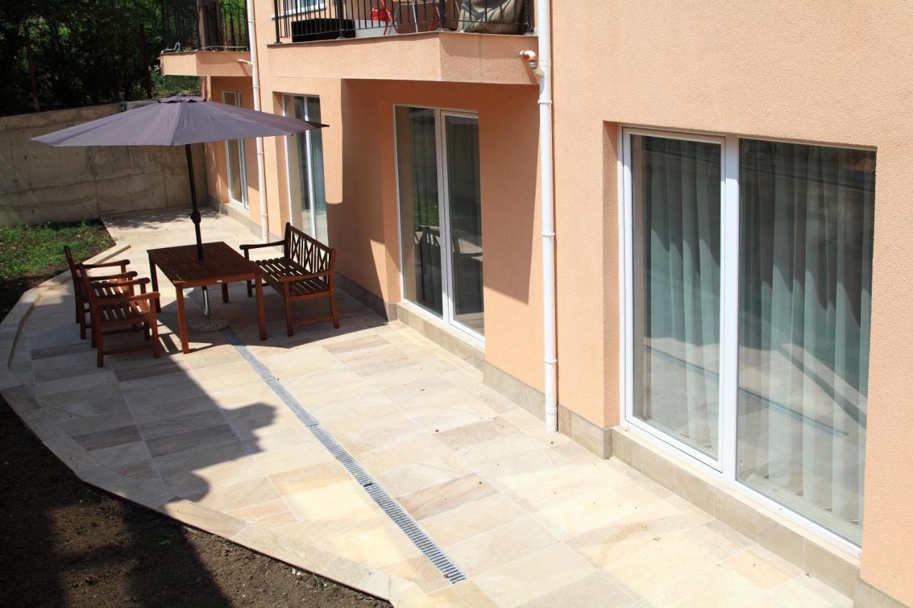 South Coast Apartments Shumen Ngoại thất bức ảnh