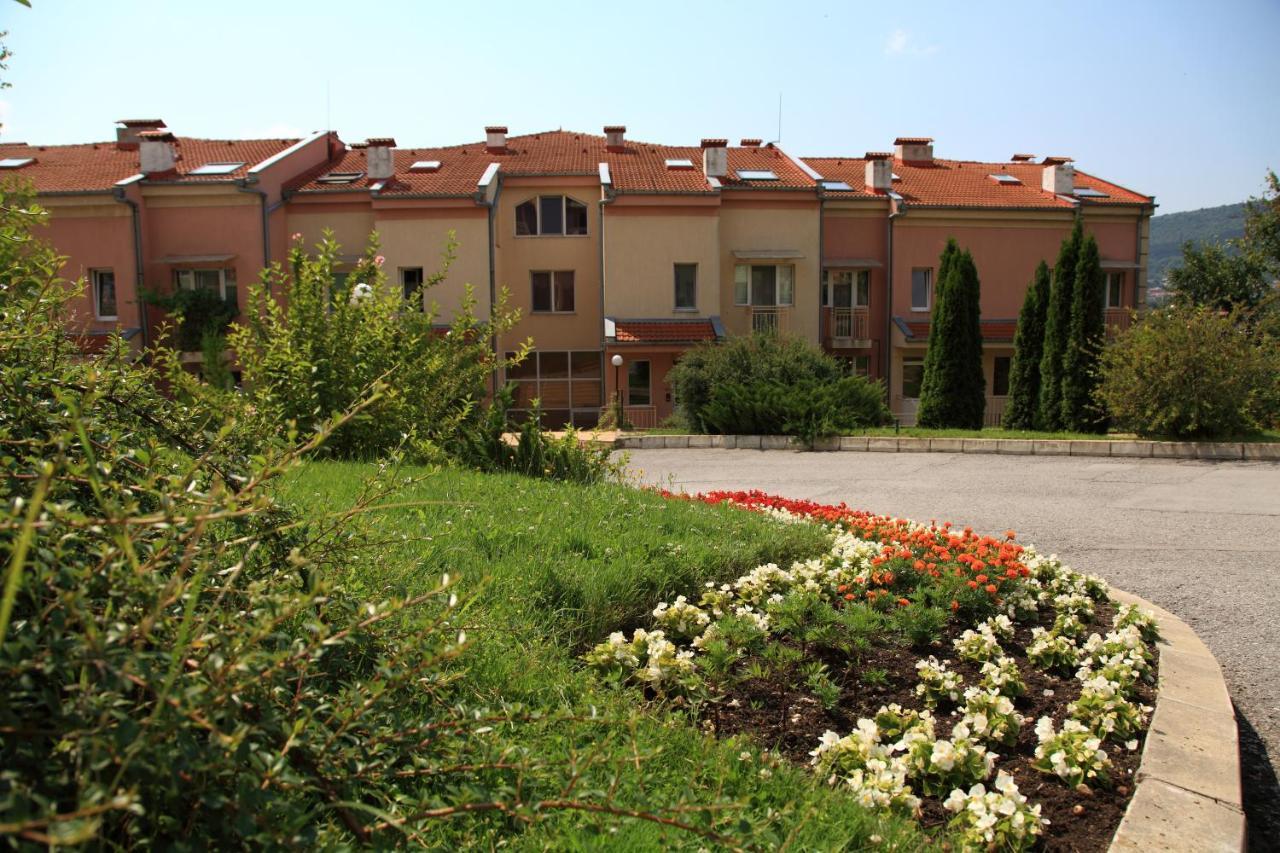 South Coast Apartments Shumen Ngoại thất bức ảnh