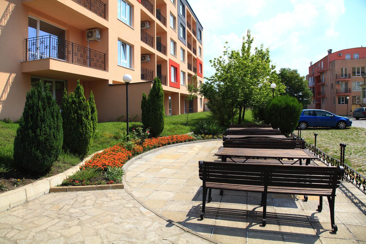 South Coast Apartments Shumen Ngoại thất bức ảnh