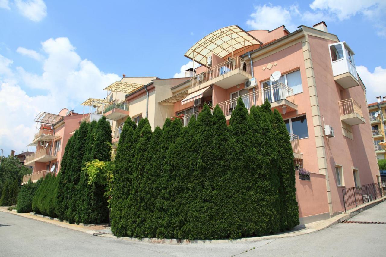 South Coast Apartments Shumen Ngoại thất bức ảnh