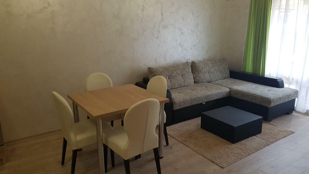 South Coast Apartments Shumen Ngoại thất bức ảnh