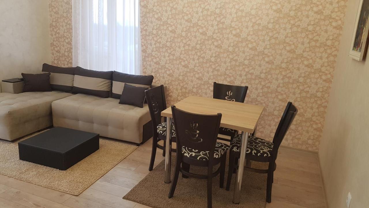 South Coast Apartments Shumen Ngoại thất bức ảnh
